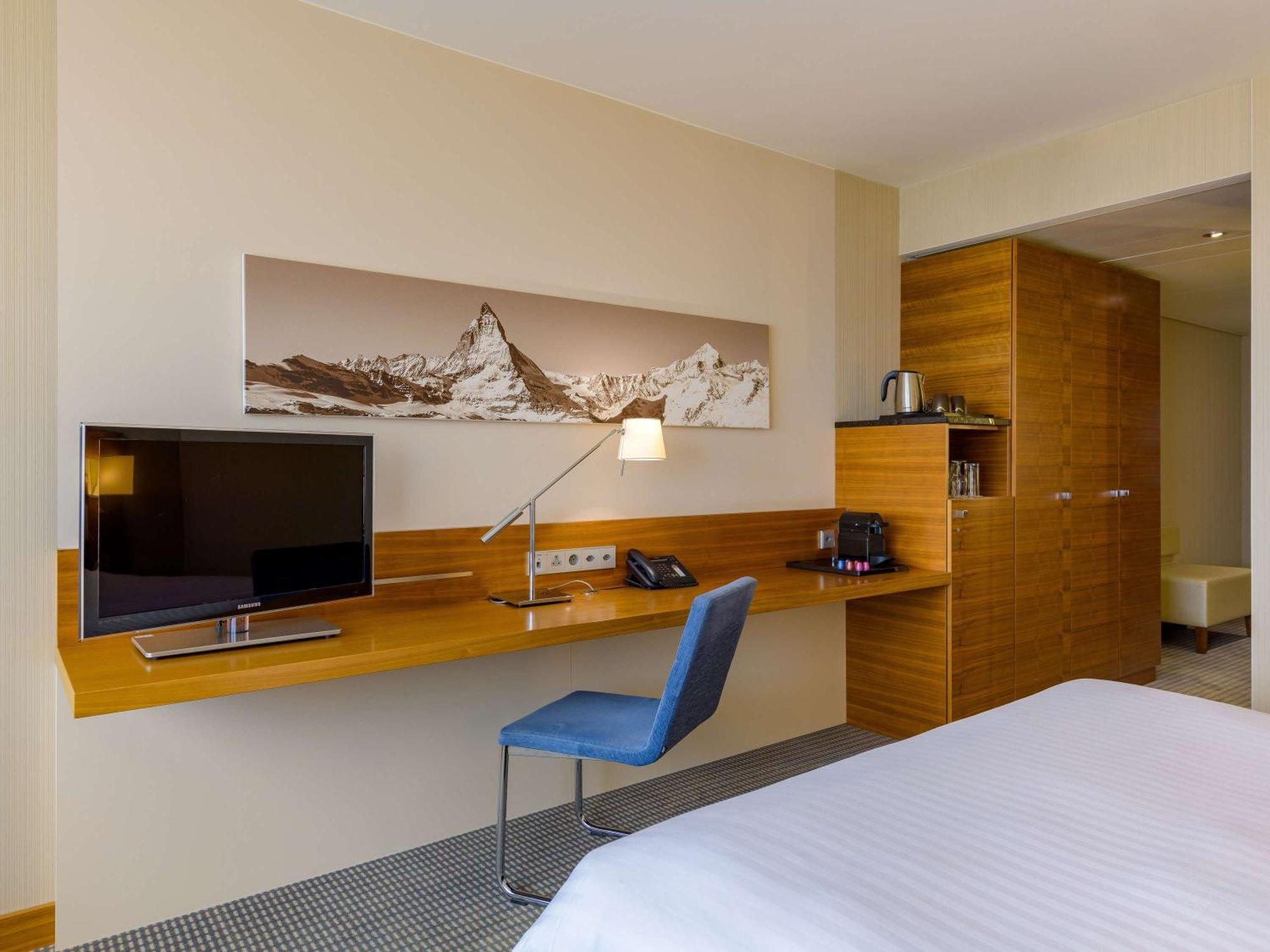 Moevenpick Hotel Geneva Meyrin Exterior photo