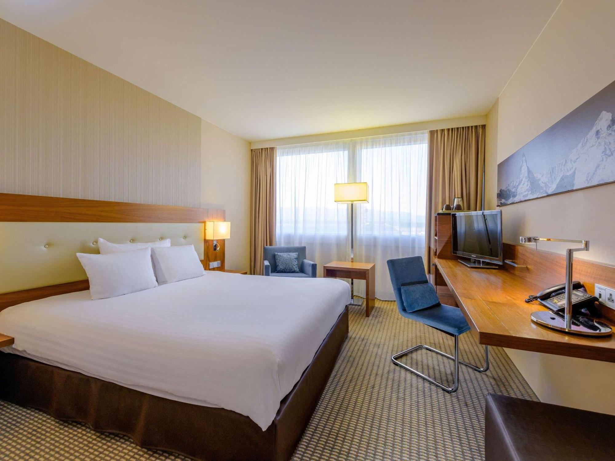 Moevenpick Hotel Geneva Meyrin Exterior photo