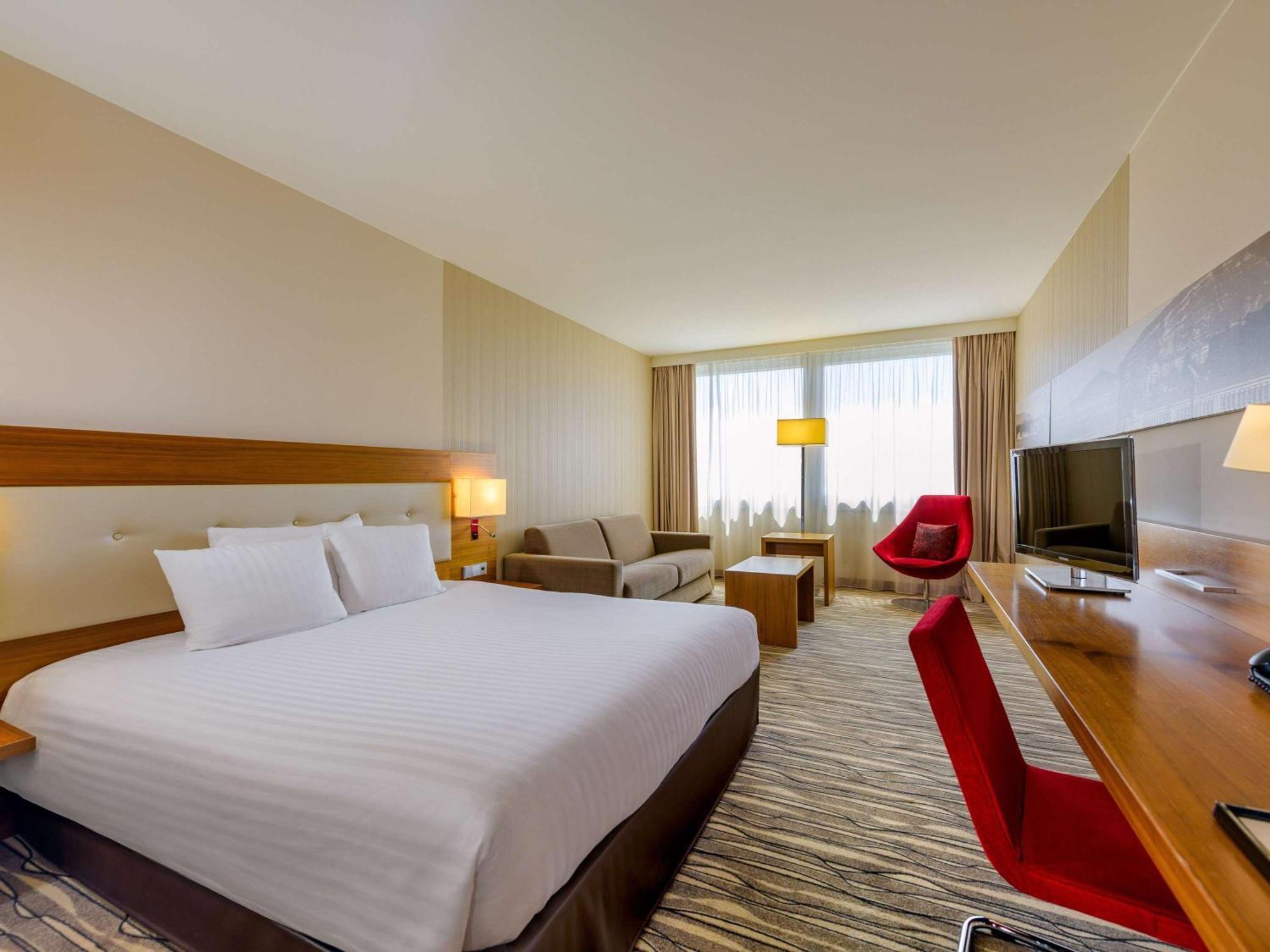 Moevenpick Hotel Geneva Meyrin Exterior photo