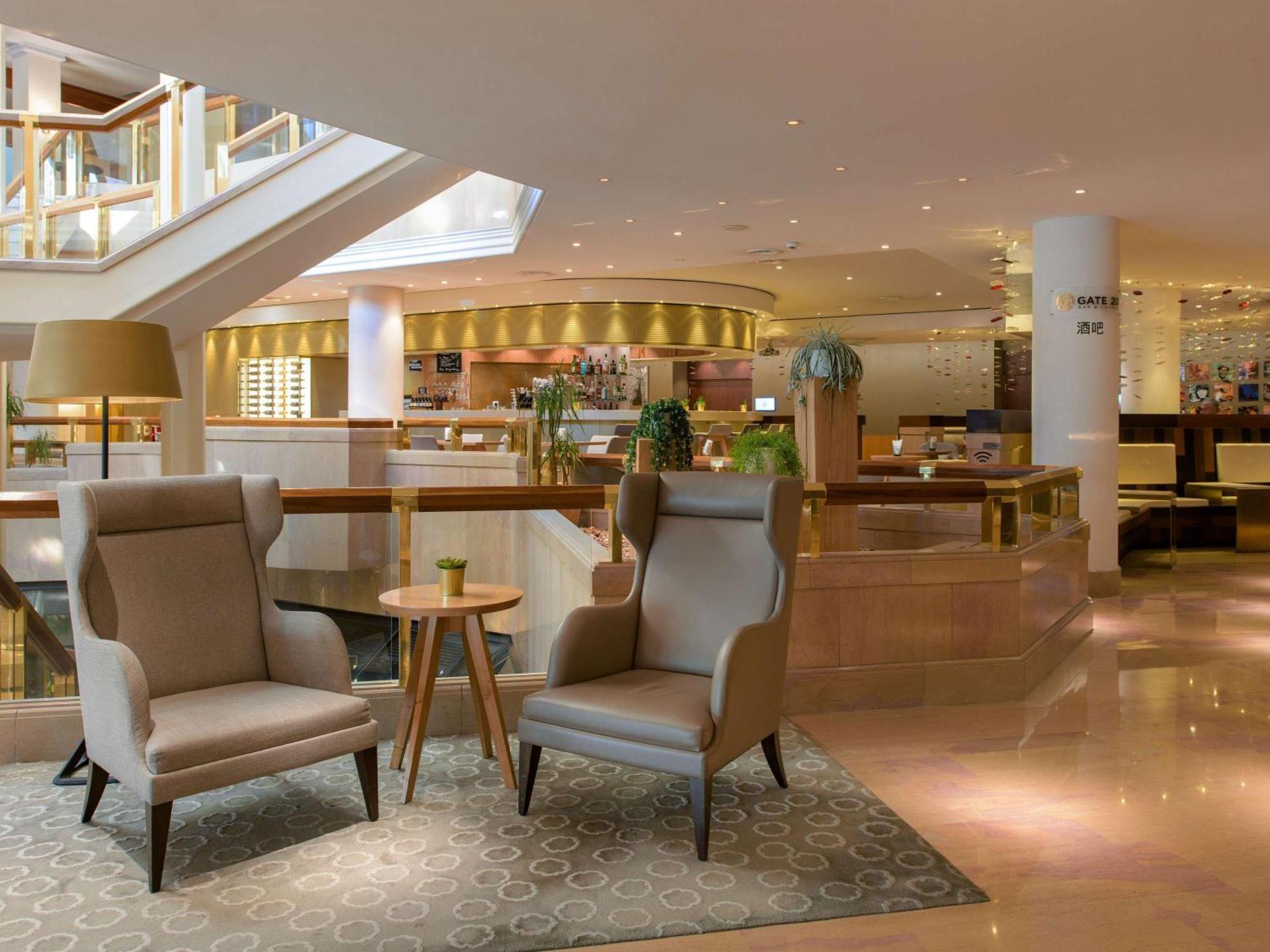 Moevenpick Hotel Geneva Meyrin Exterior photo